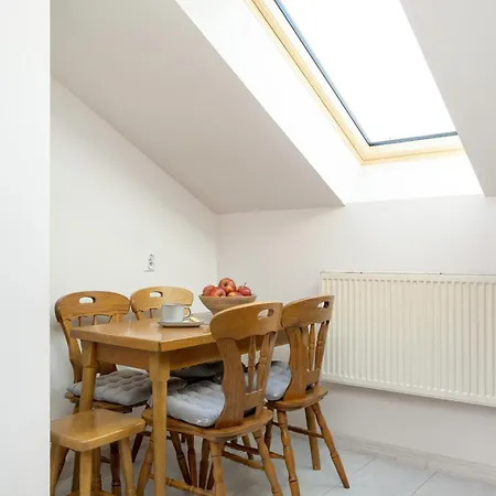 Sunshine Apartment